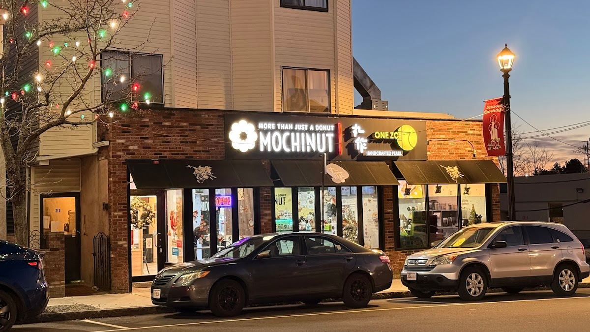 Mochinut & OneZo