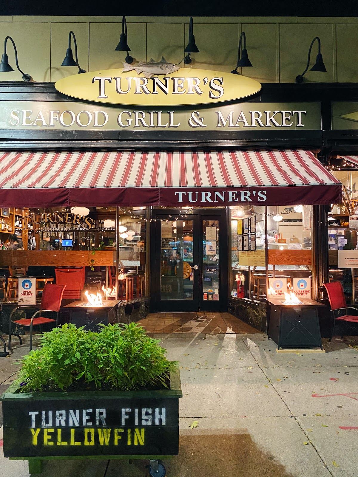 Turner's Seafood Grill & Seafood Market, Melrose, MA