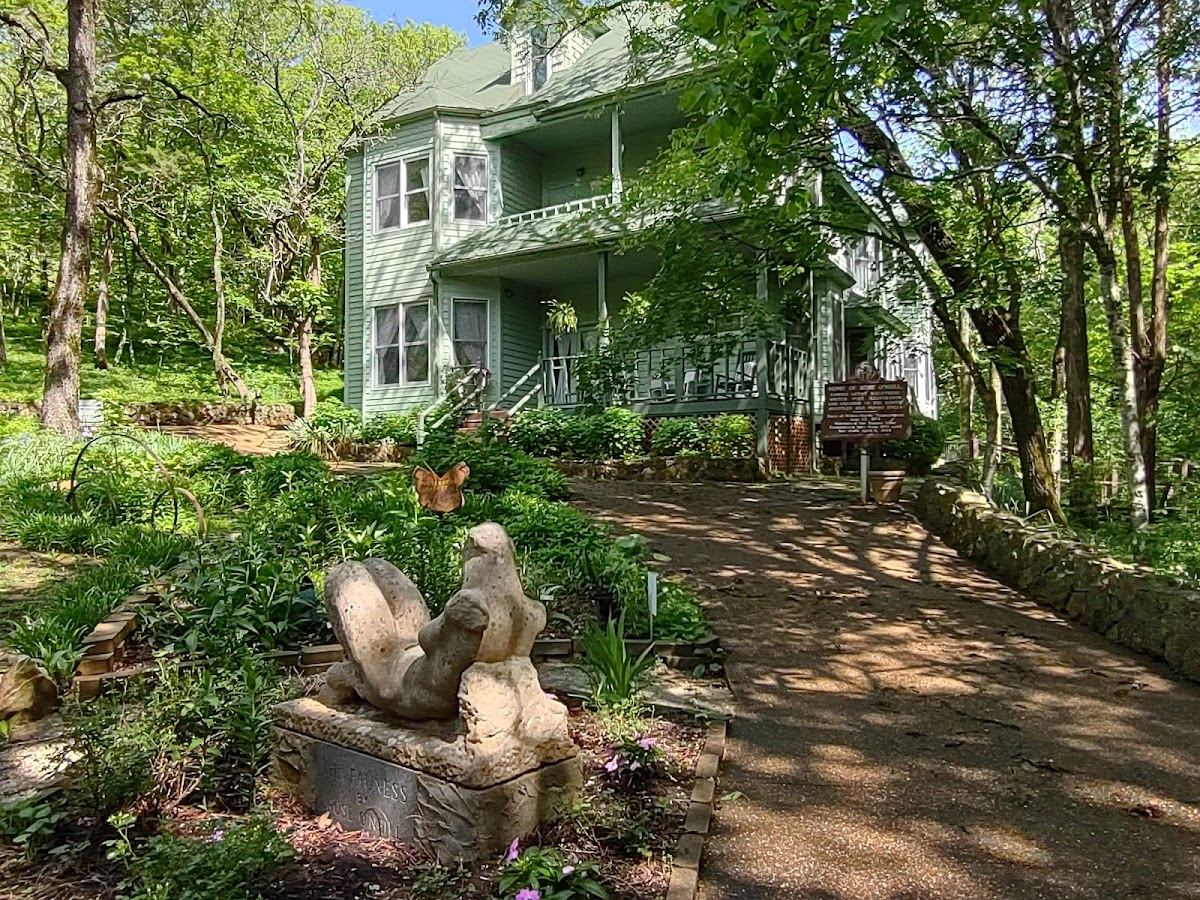 Bonniebrook Home & Museum