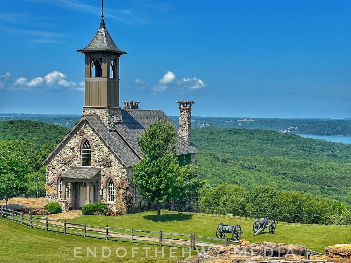 Chapel of the Ozarks @ Top of the Rock