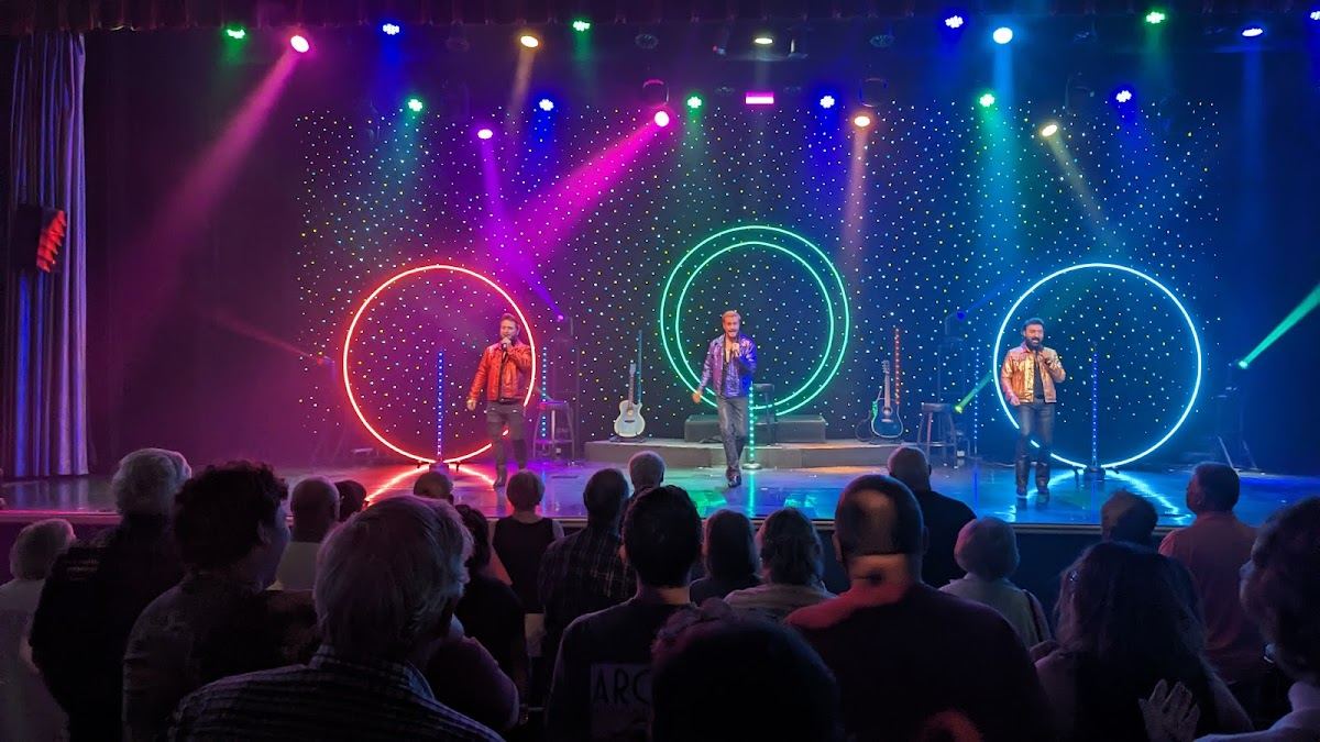Hamners' Unbelievable Variety Show - Branson, MO