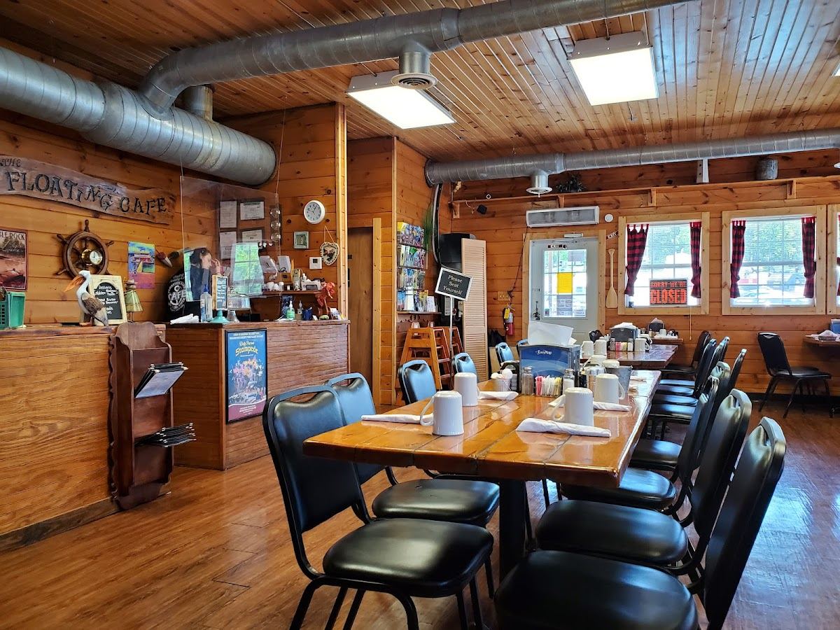Indian Point Floating Cafe