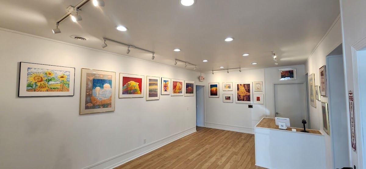 Maple Hill Fine Arts Gallery