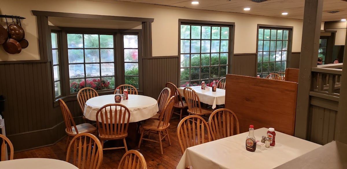 Molly's Mill Restaurant