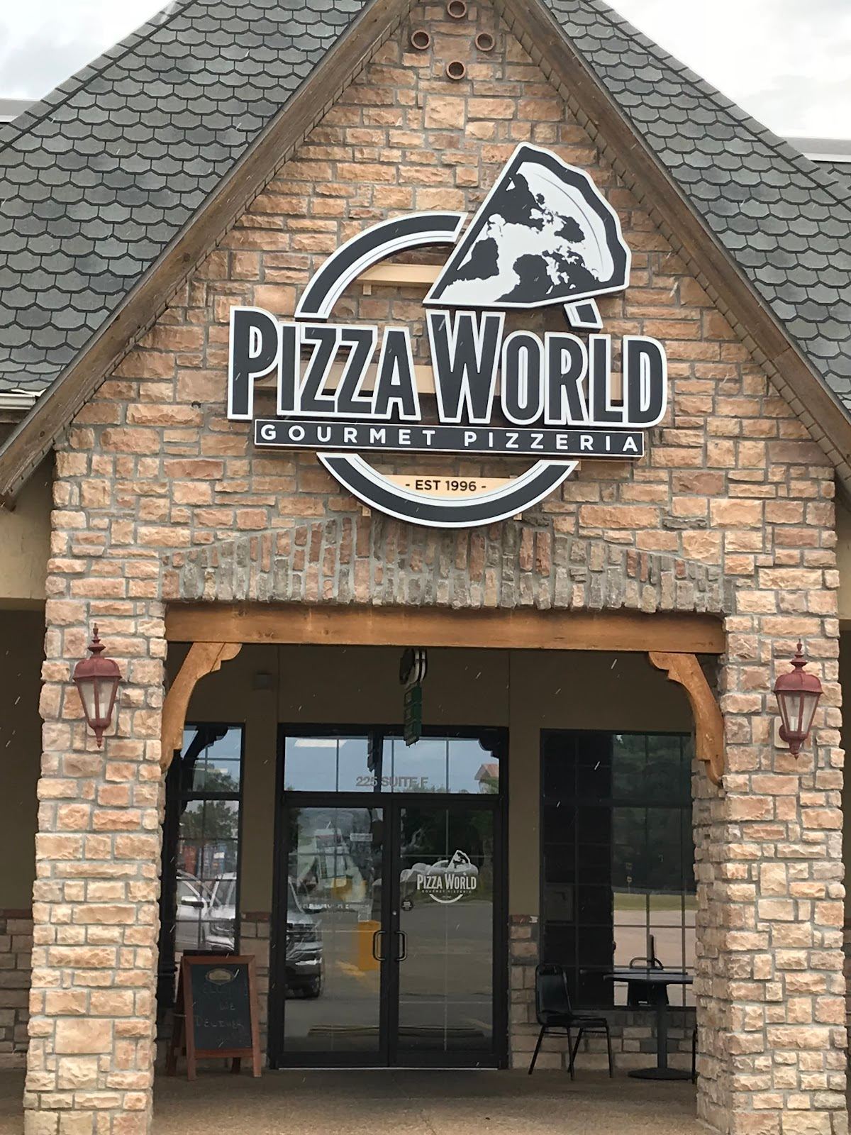 Pizza World