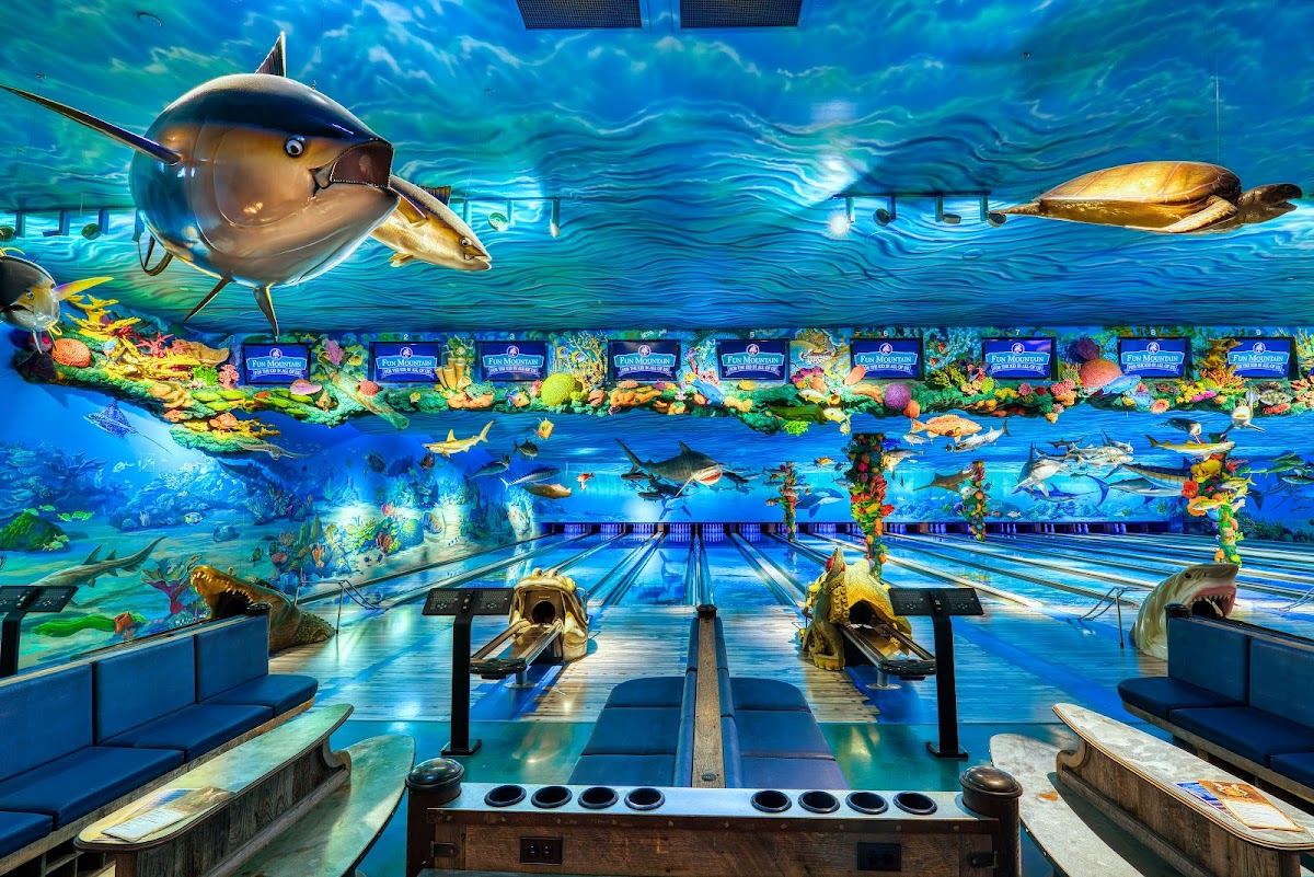 Uncle Buck's Fish Bowl Bowling