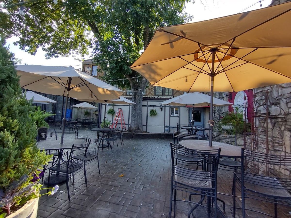 Ye Olde English Inn