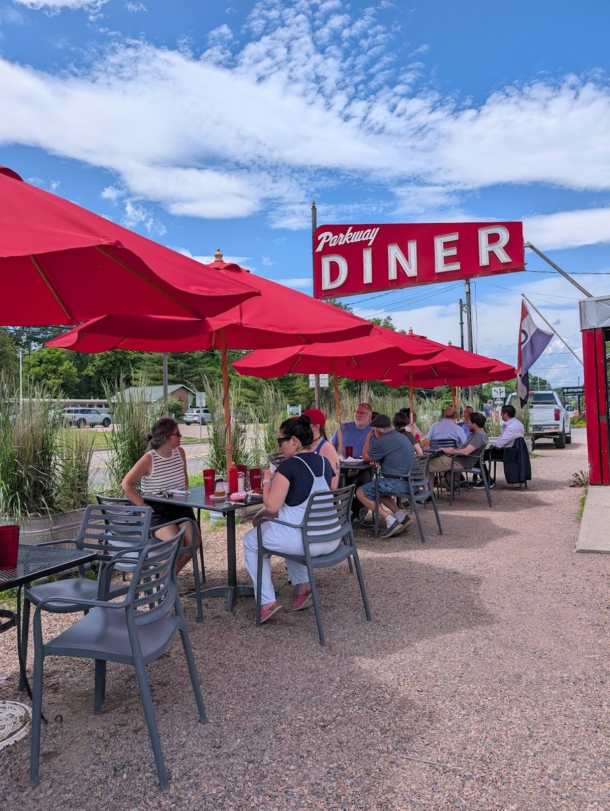 Parkway Diner