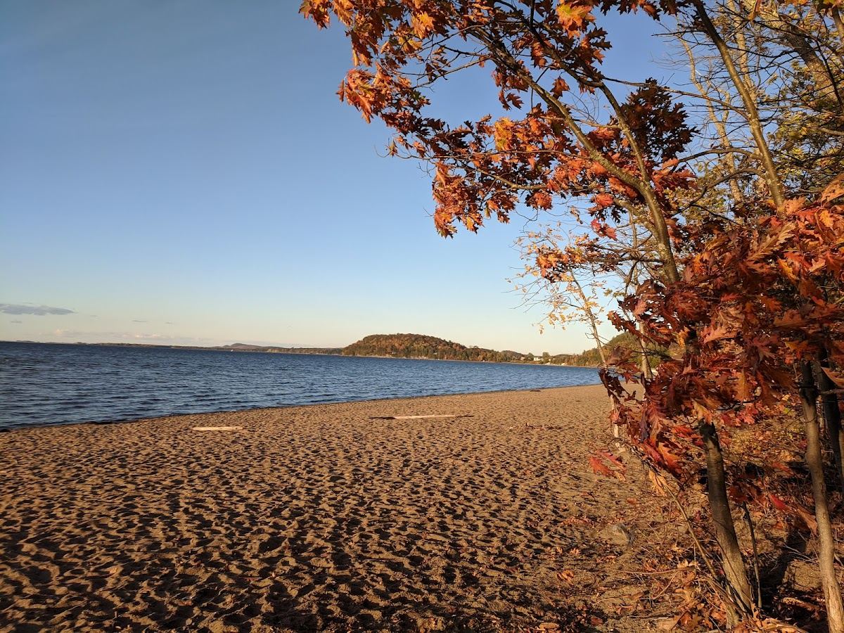 Thayer Beach Parking