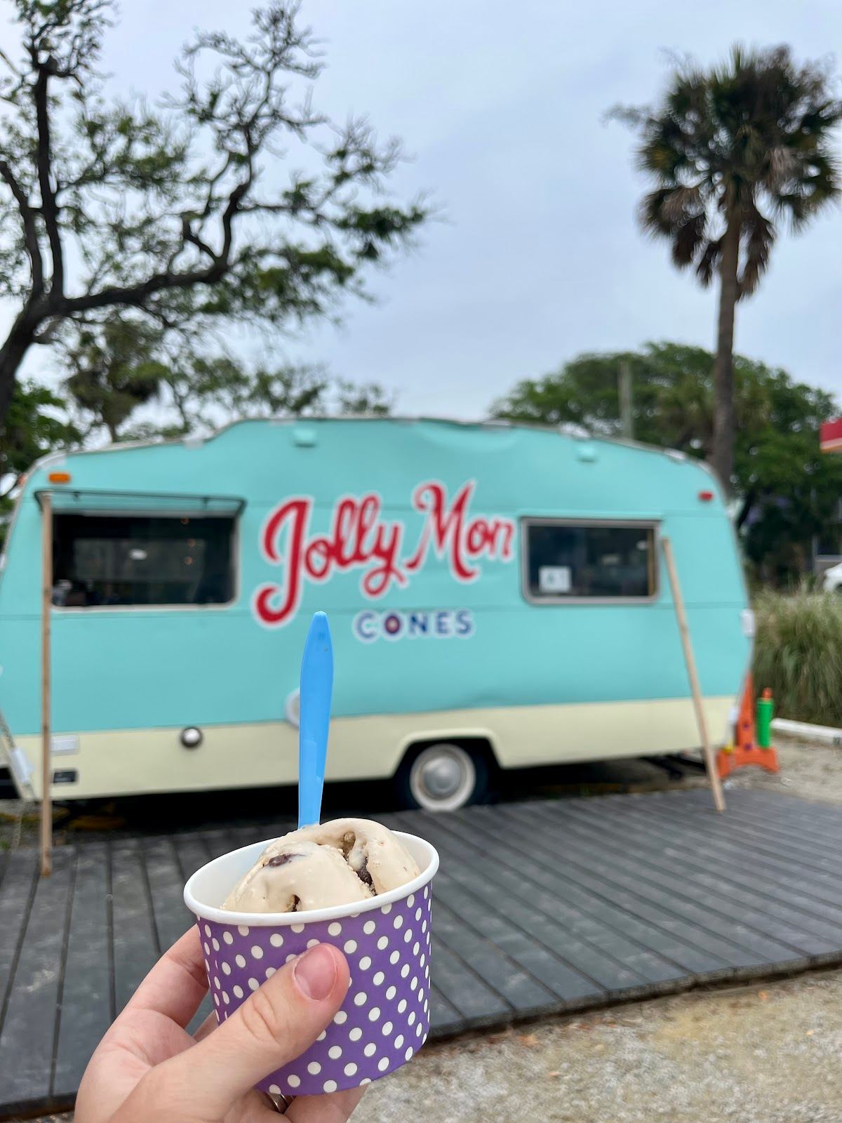 Jolly Mon Cones