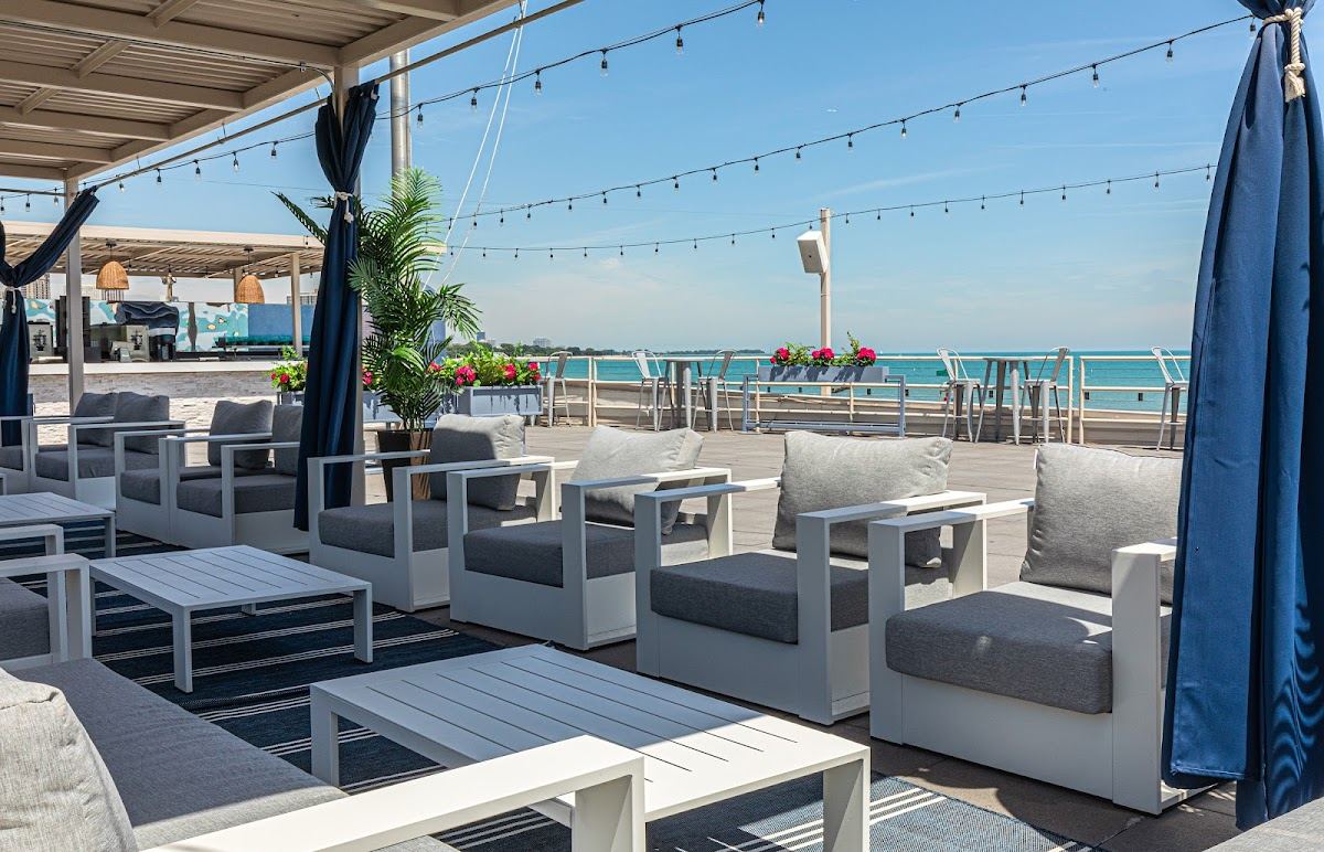 Castaways Beach Club