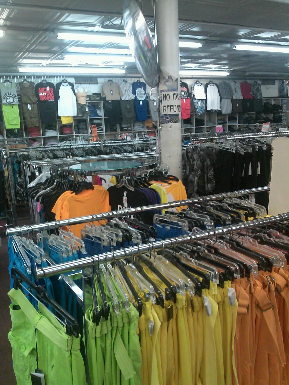 T Shirt Store & Plus