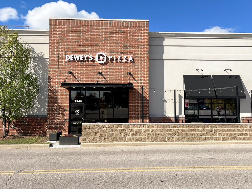 Dewey's Pizza - Crestview Hills