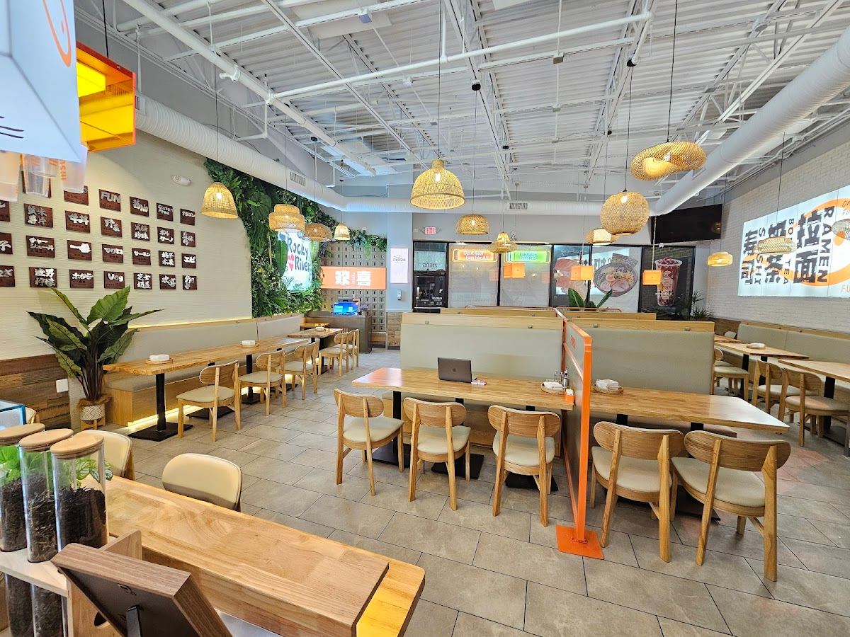 FUNSHI Revolving Sushi Ramen Boba