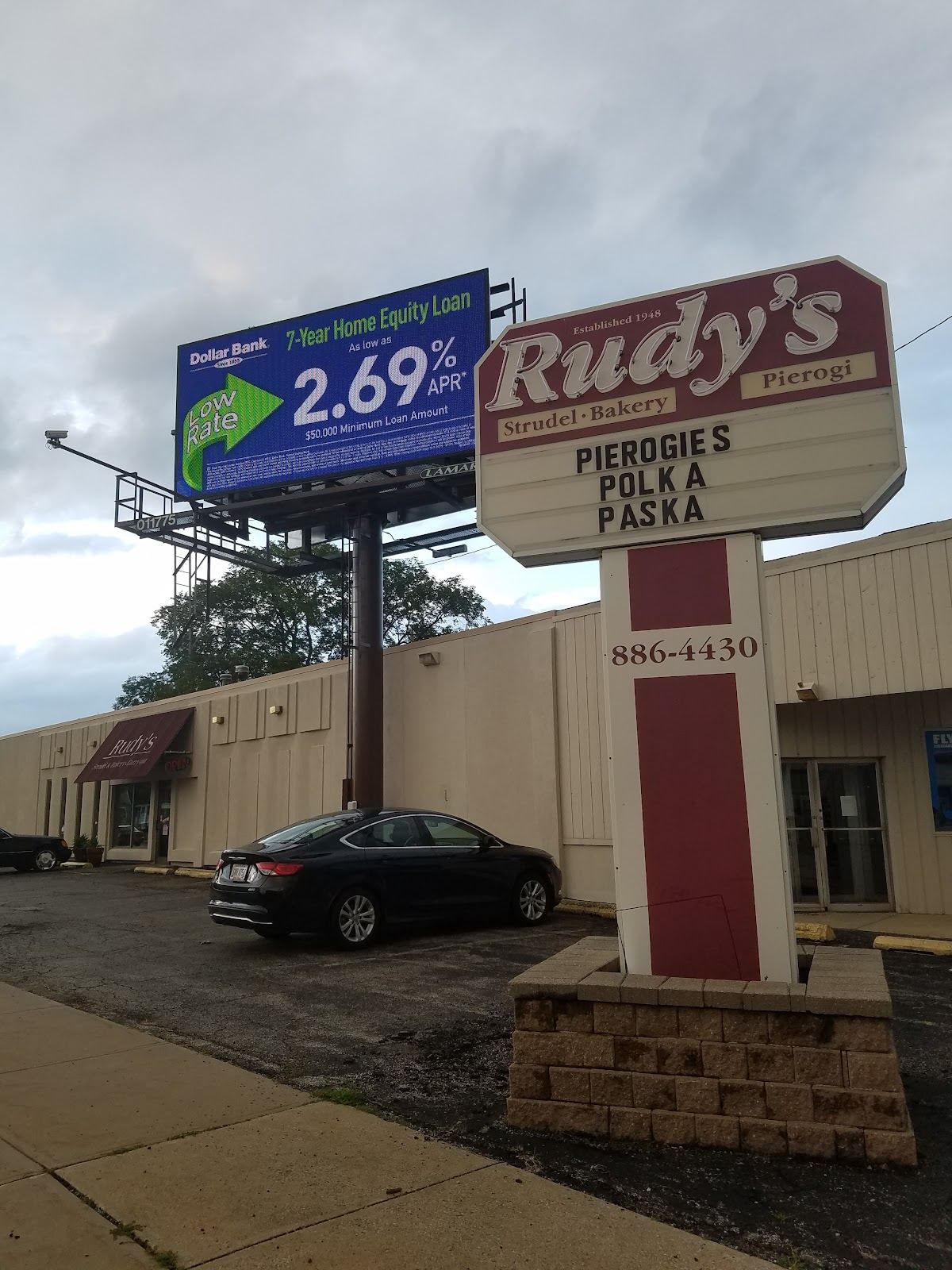 Rudy's Strudel & Bakery