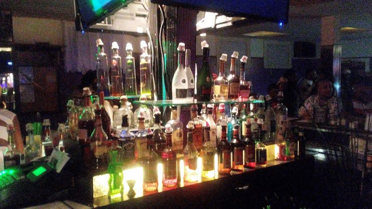 Shelia's Bar & Grille