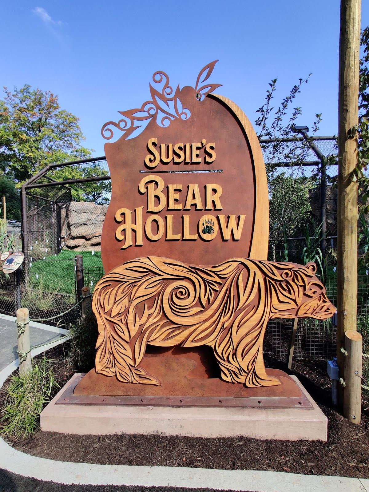 Susie's Bear Hollow