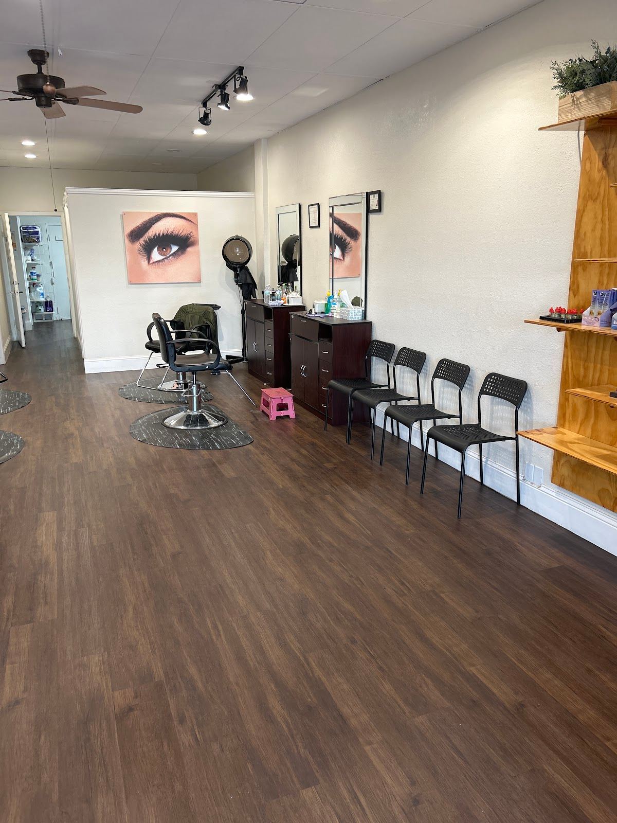 HK Threading Salon