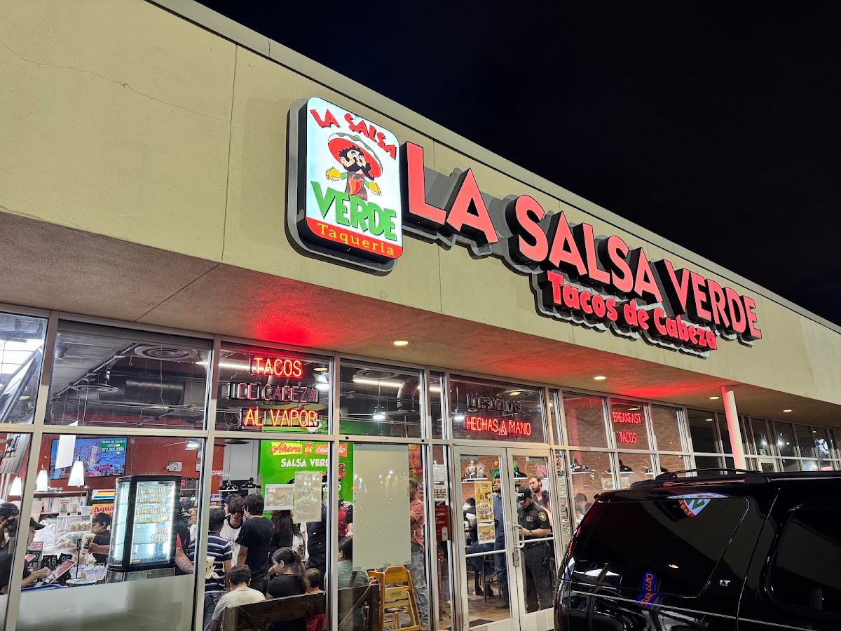 La Salsa Verde Taquería