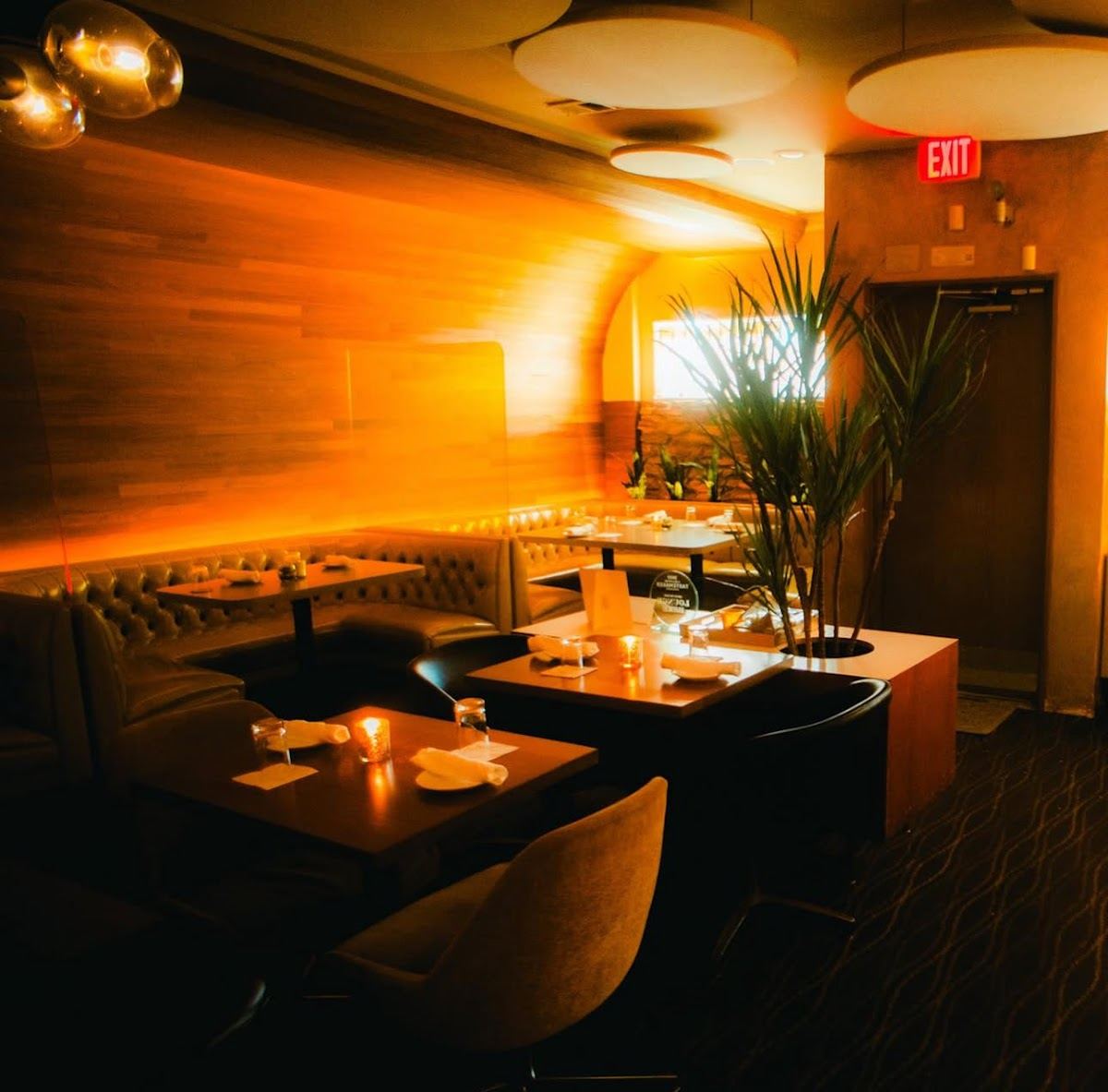 Lounge Here