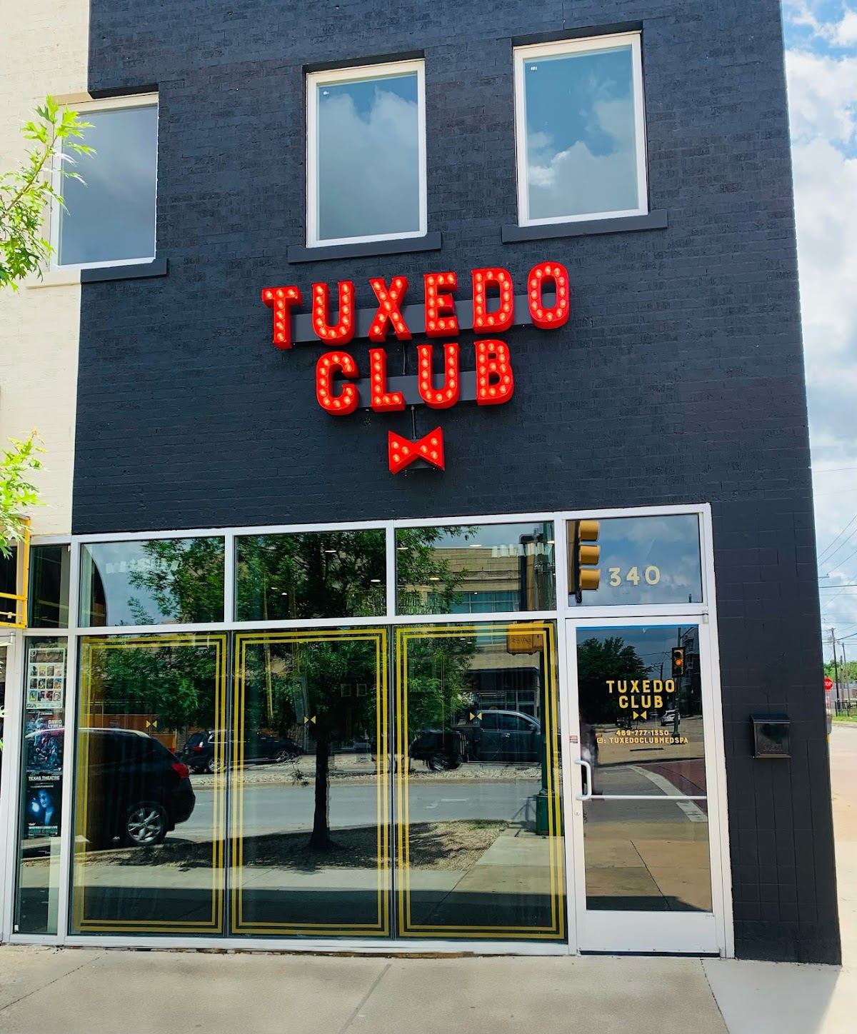 Tuxedo Club