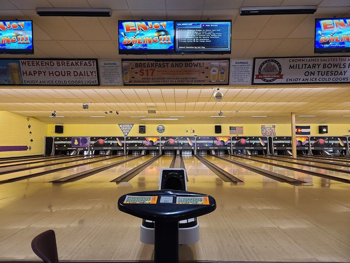 Crown Lanes Bowling Center & Sports Bar