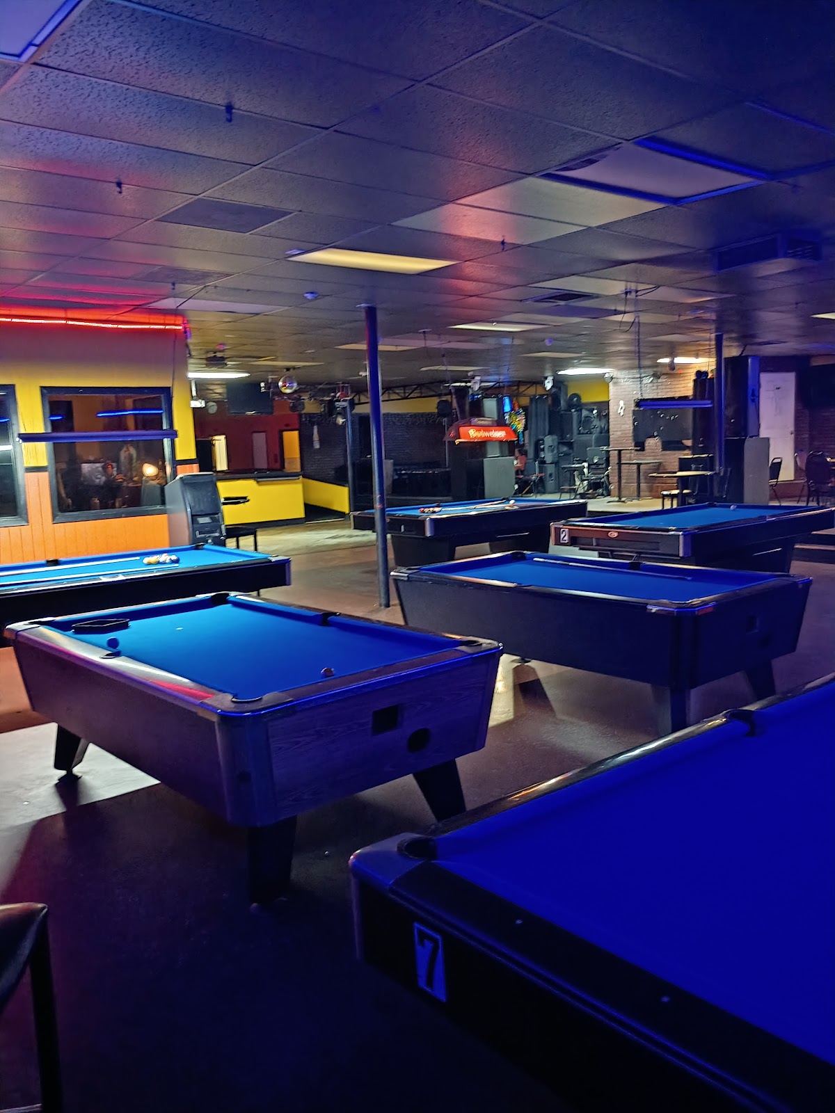 El Flamingo Billiards