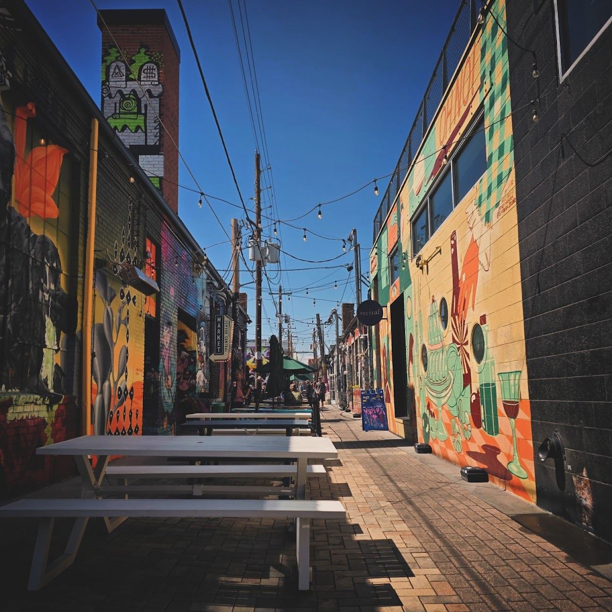 Graffiti alley