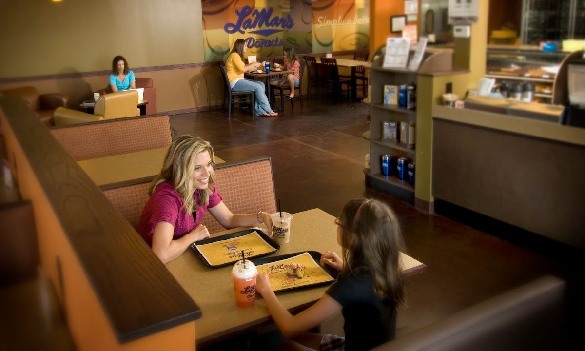 LaMar's Donuts and Coffee