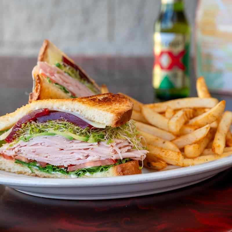 Merced Cafe & Bar