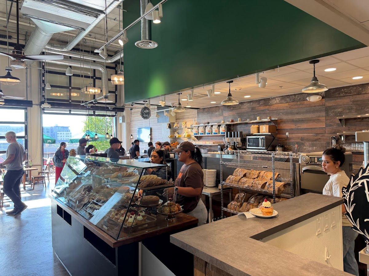 Petunia Bakeshop