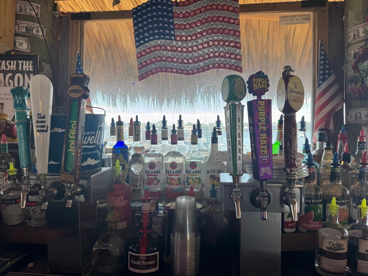 G.I. Jade Tiki Bar & Bistro