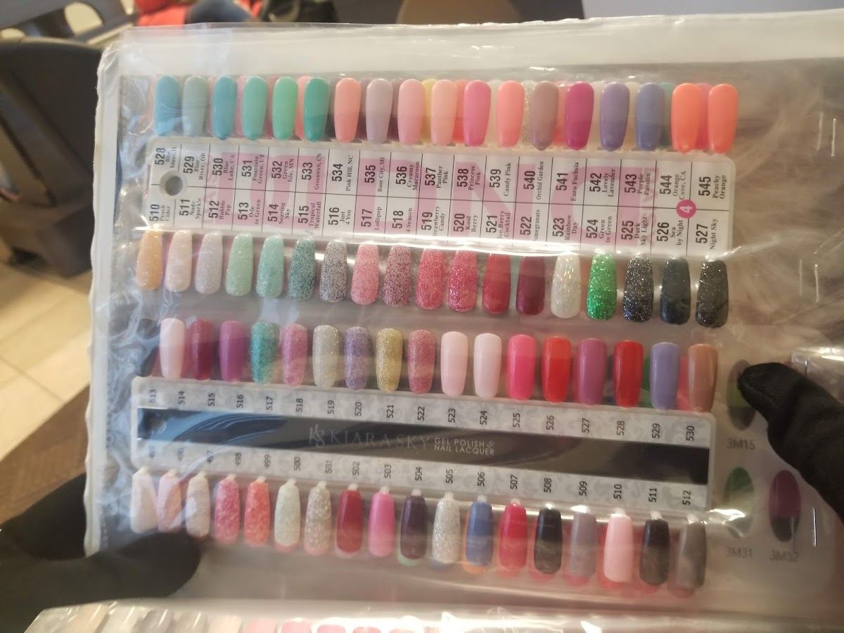 A J Nail & Spa