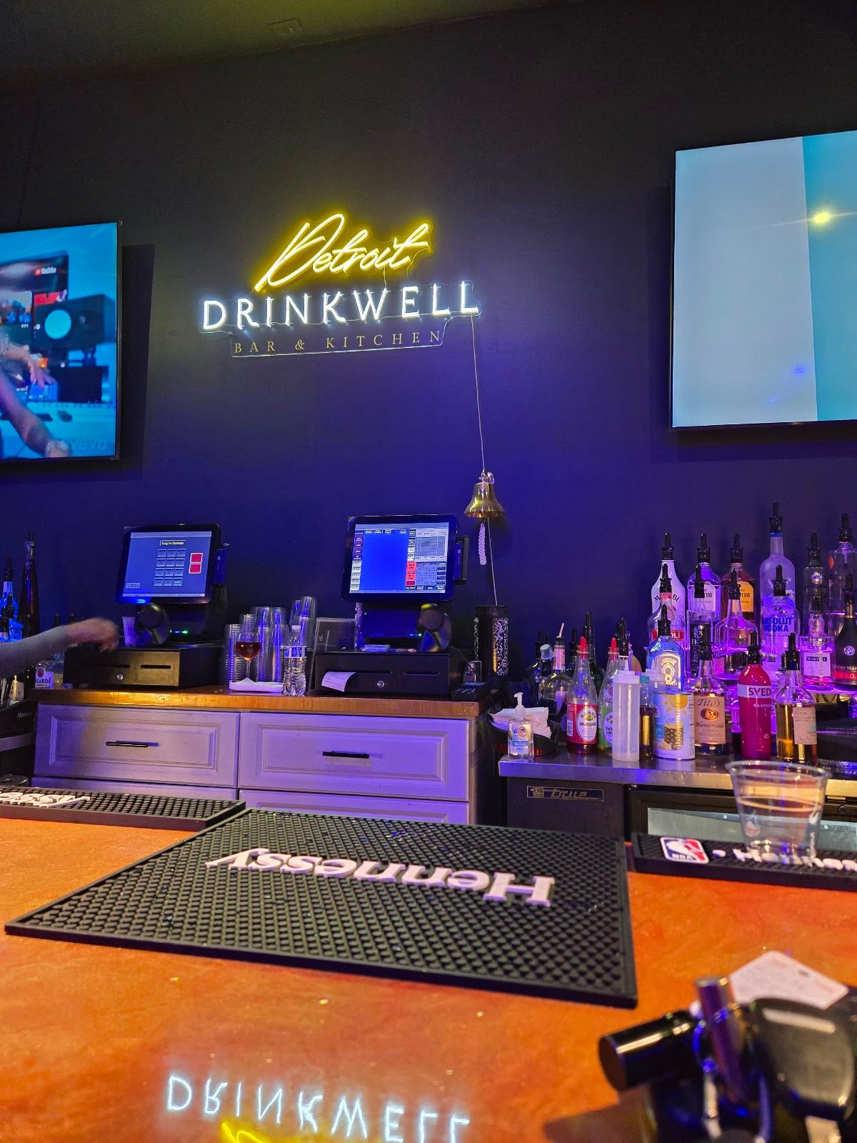 Drinkwell Bar & Kitchen