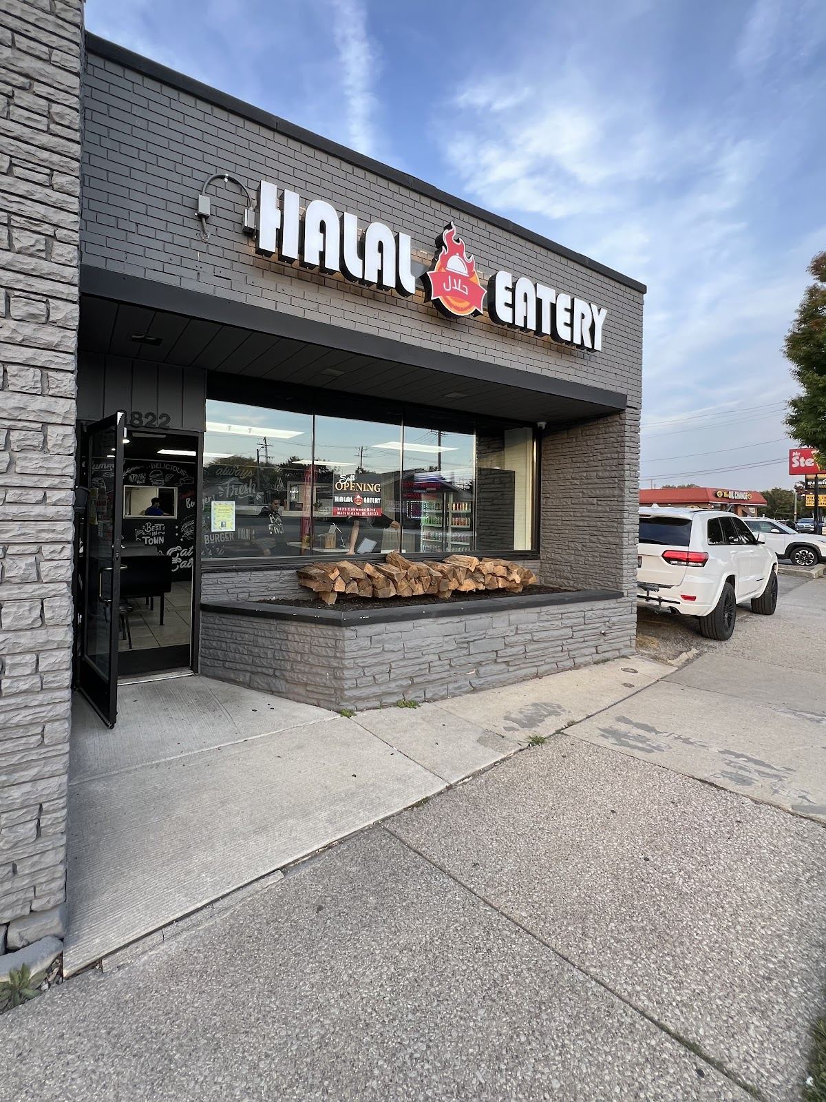 Halal Eatery