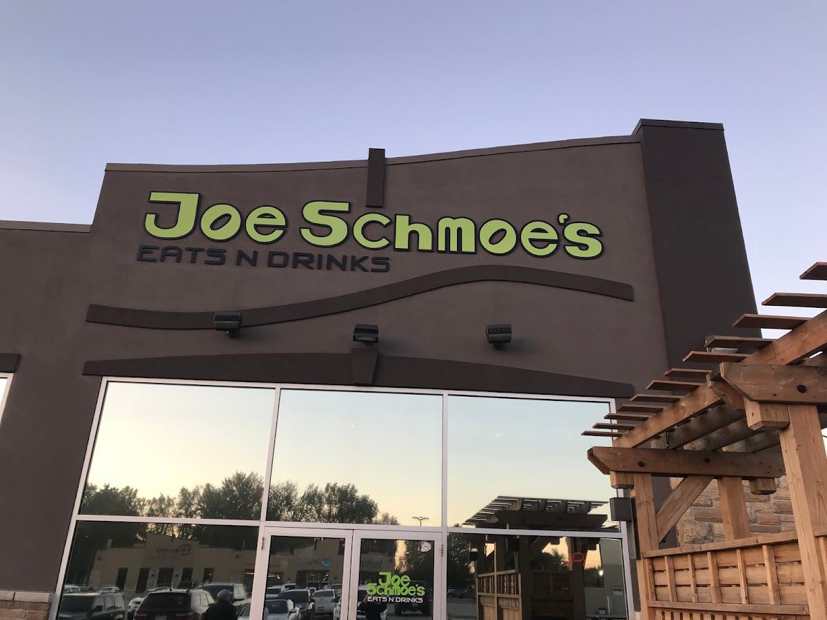 Joe Schmoe's Eats N Drinks