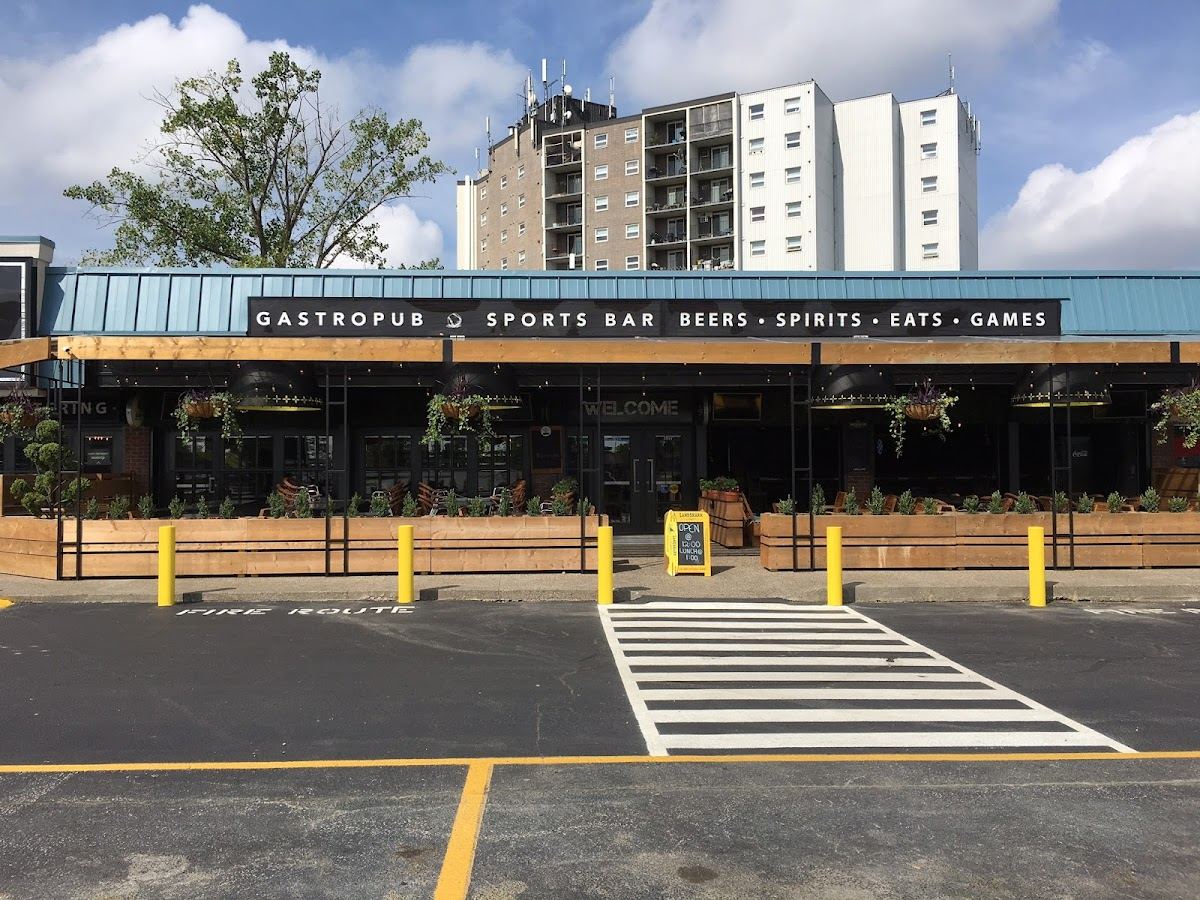 Parks & Rec Gastropub Sports Bar