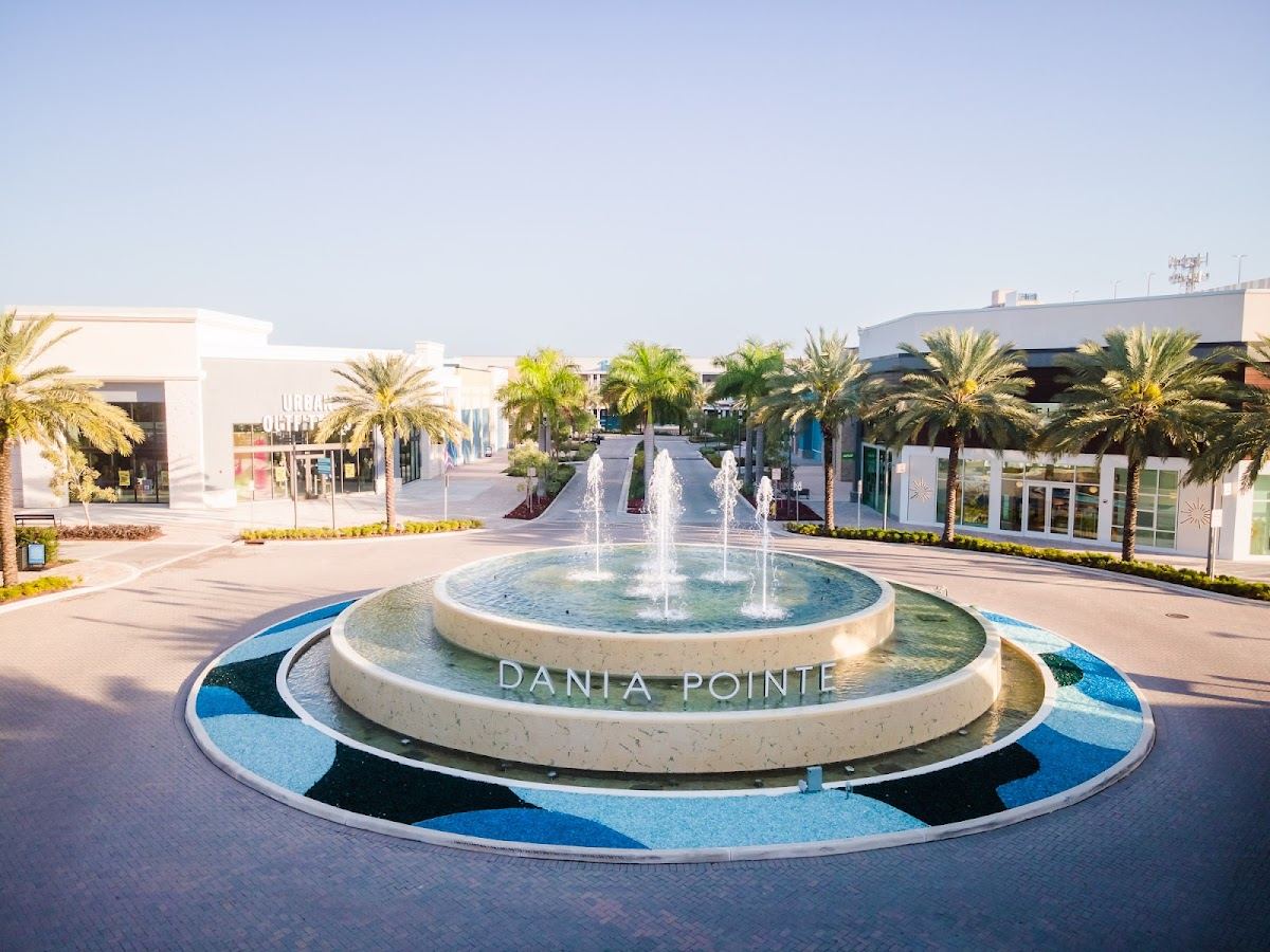 Dania Pointe Fountain