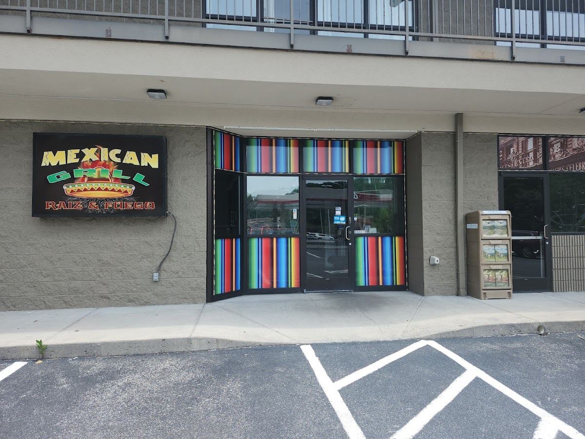Mexican Grill Raíz & Fuego