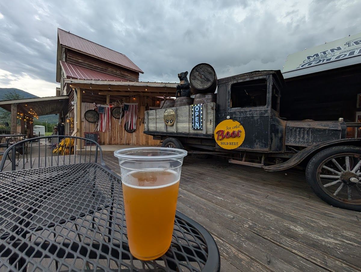 Mountain Brothers Brewing Co.