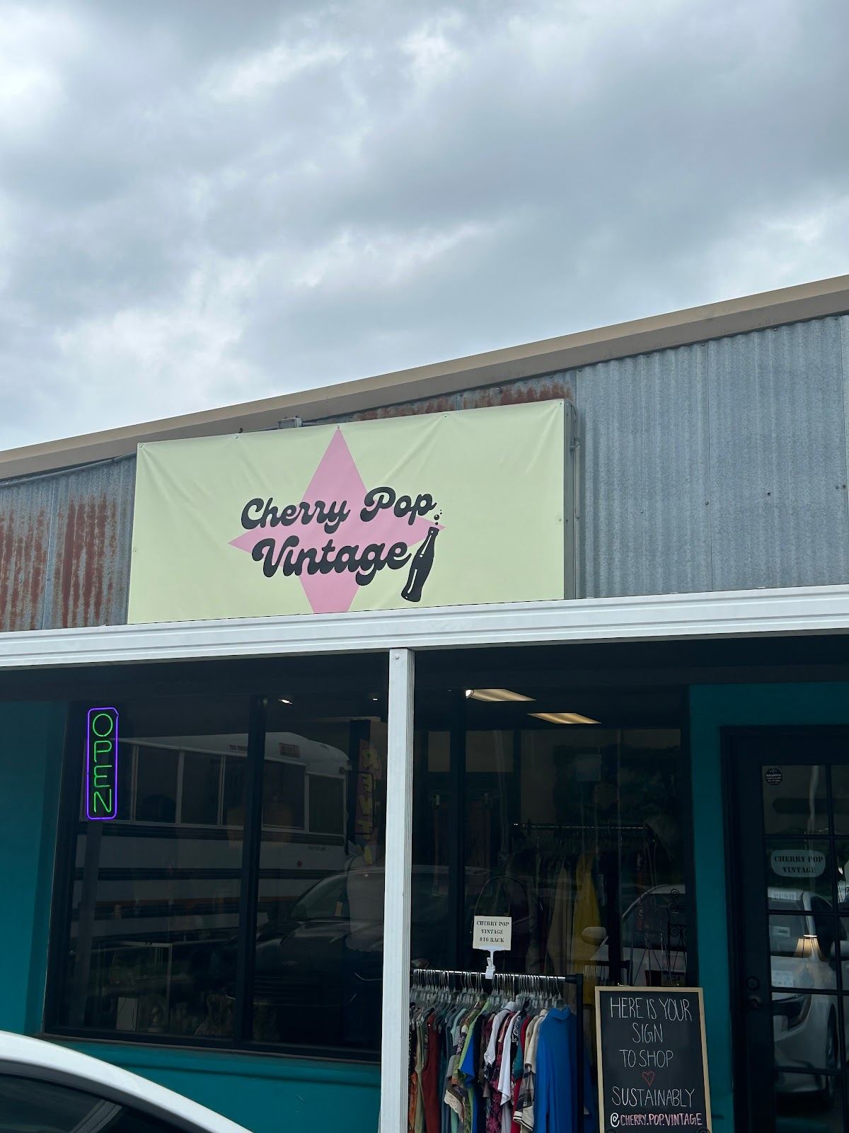 Cherry Pop Vintage