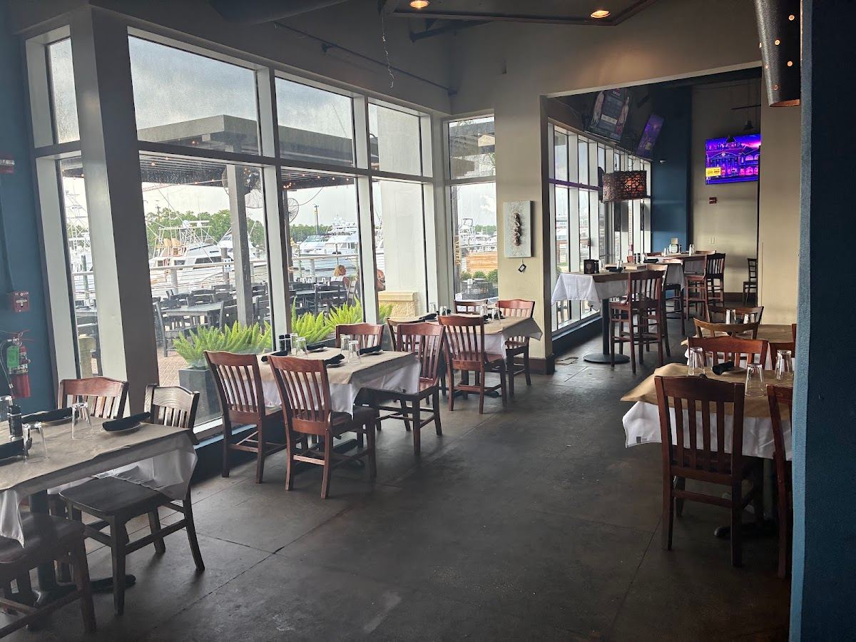 Ginny Lane Bar and Grill