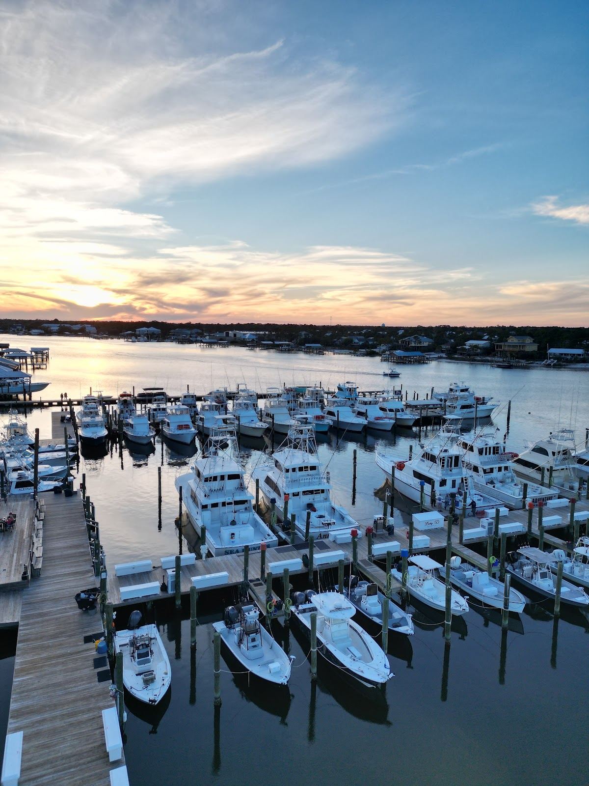 Zeke's Landing and Marina