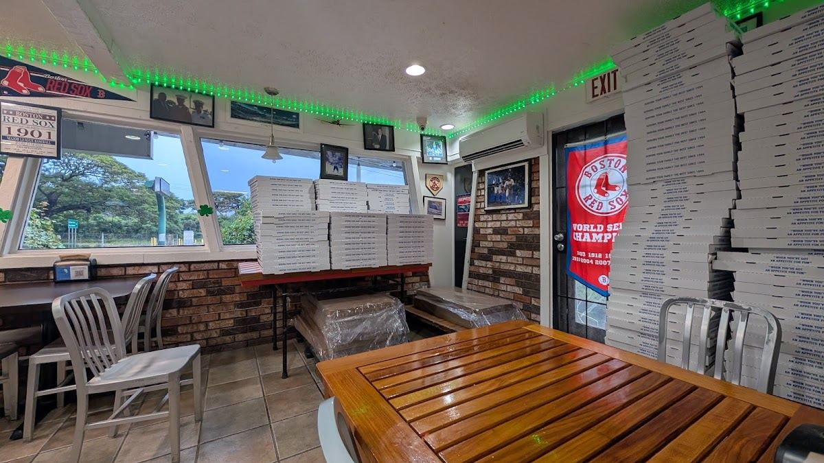 Boston's Pizza