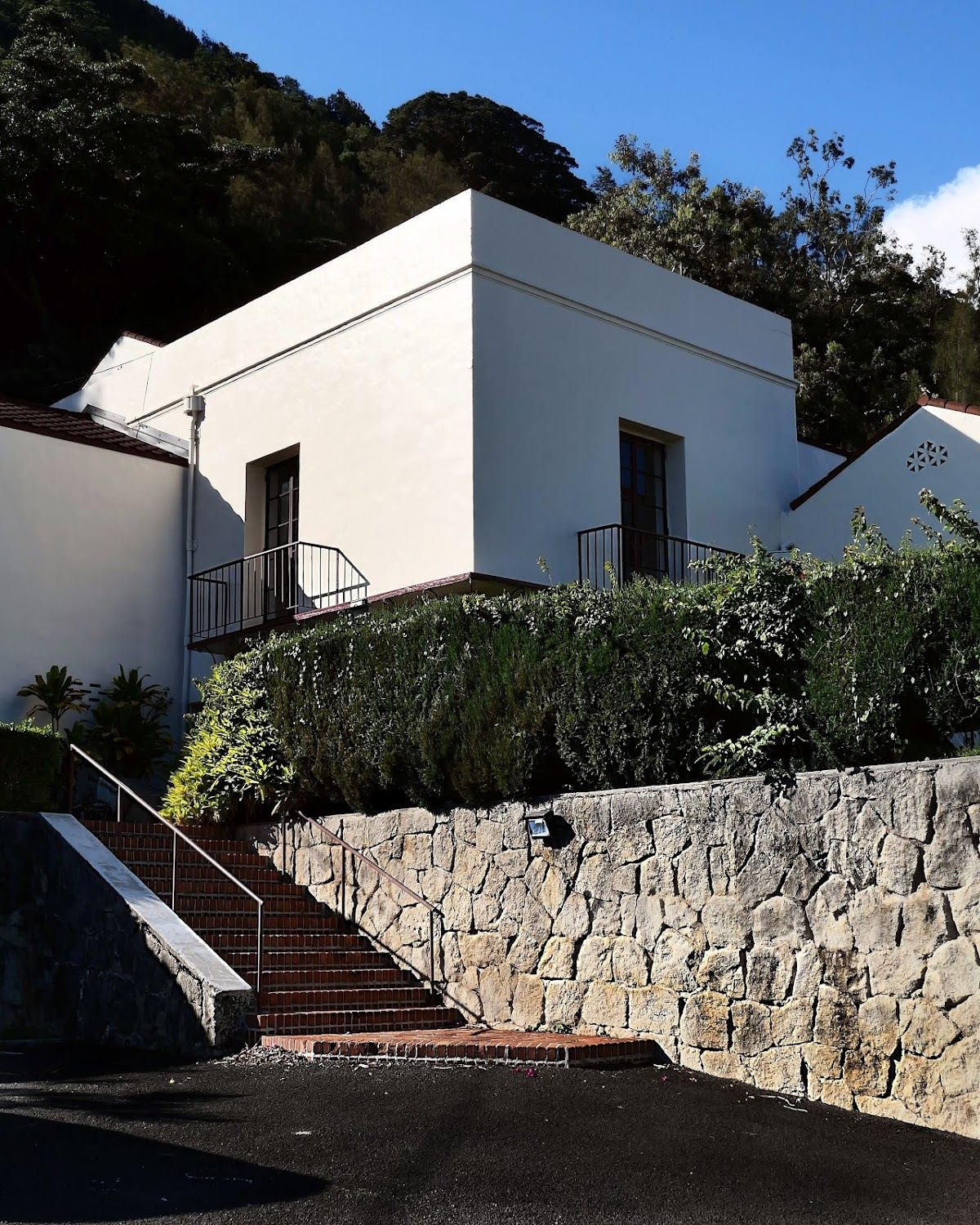 George de S. Canavarro House