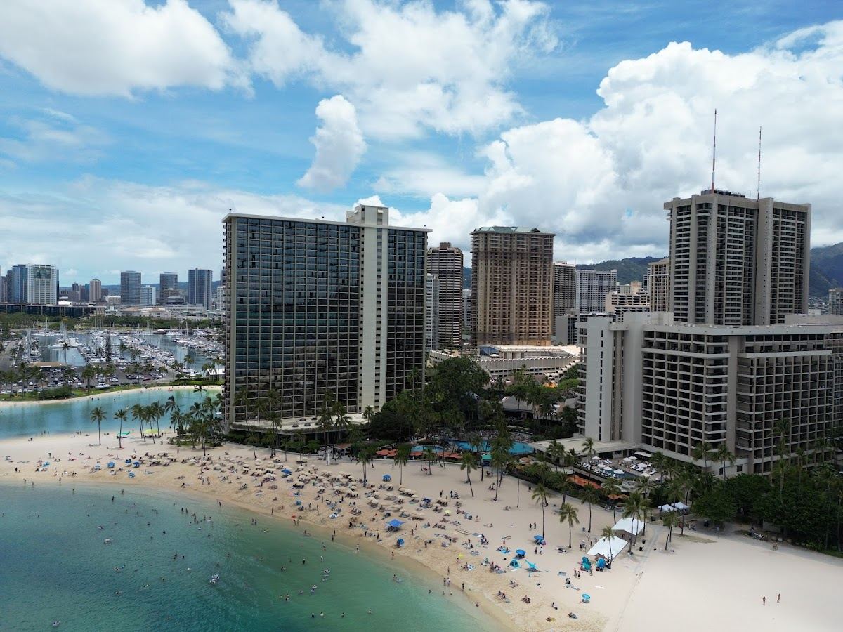 Kahanamoku Beach
