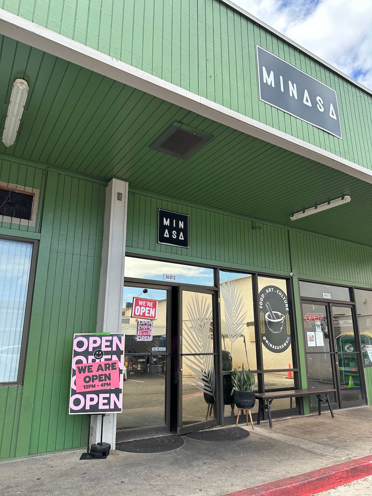 Minasa Hawaii