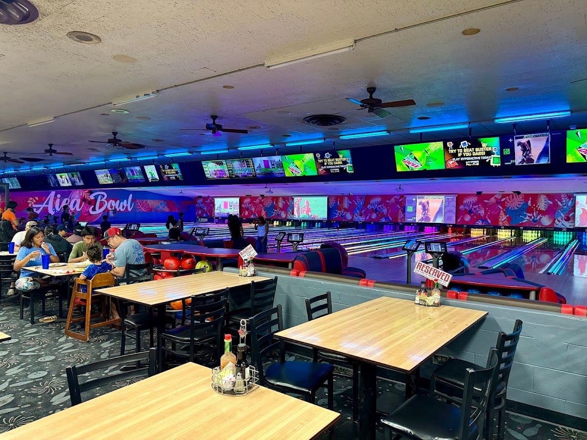 The Alley Restaurant at Aiea Bowl