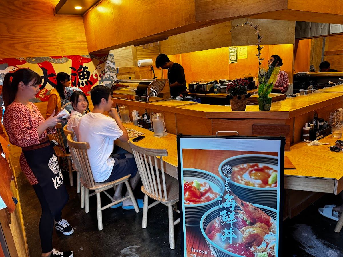 Totoya とと家 Kaimuki - Japanese Negitoro & Seafood Bowls