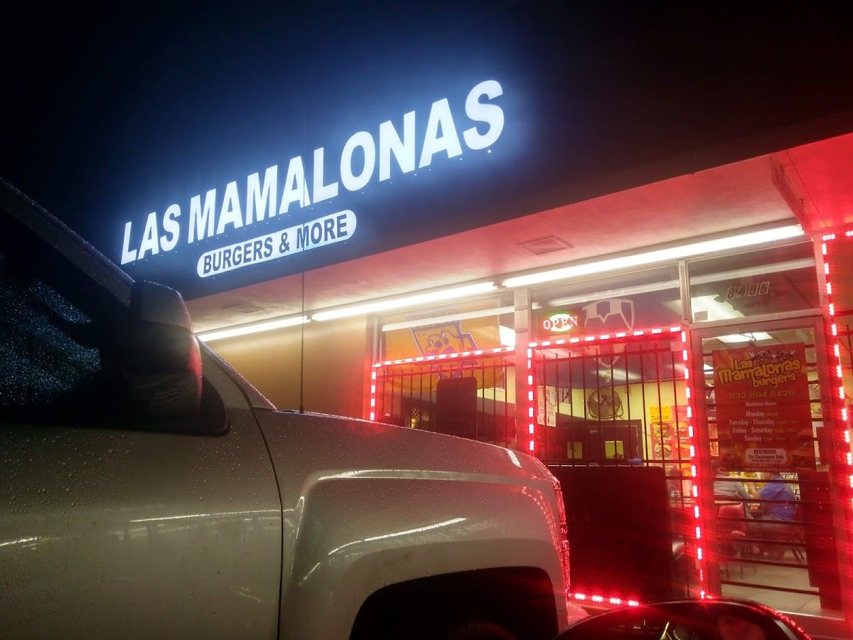 Las Mamalonas | Burgers & More
